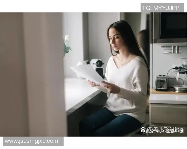 足球女记者的坚韧与热情如何改变体育报道的格局与视角